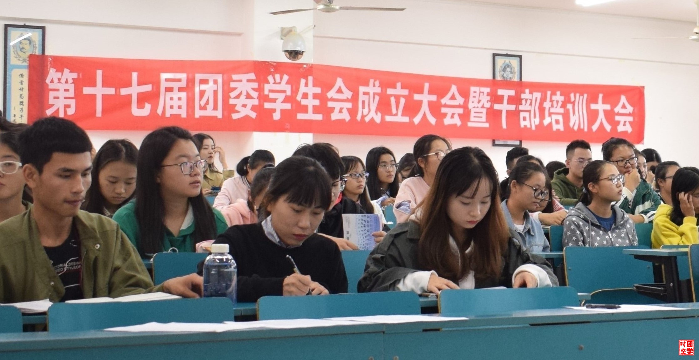 (公共卫生学院 记者 李雅静)10月14日15时,公共卫生学院于南昌大学