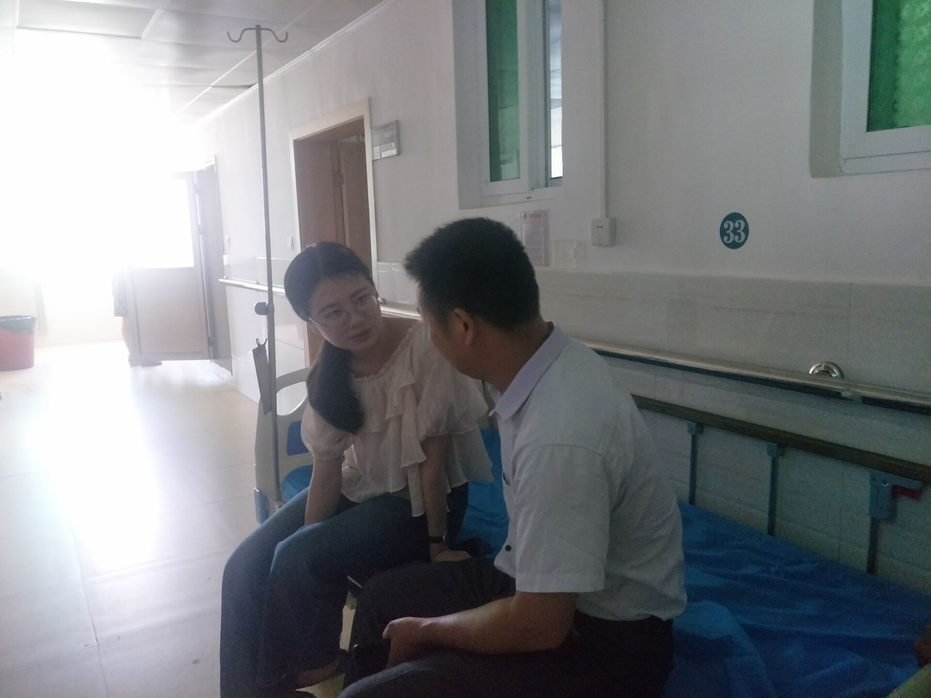d704c5f74cfa409b9b8e095c5f27fa16.jpg
