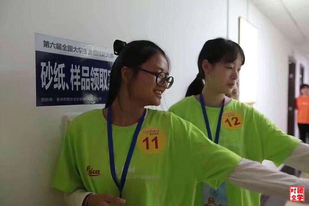 不张扬，不骄躁，_枯燥中等待花开