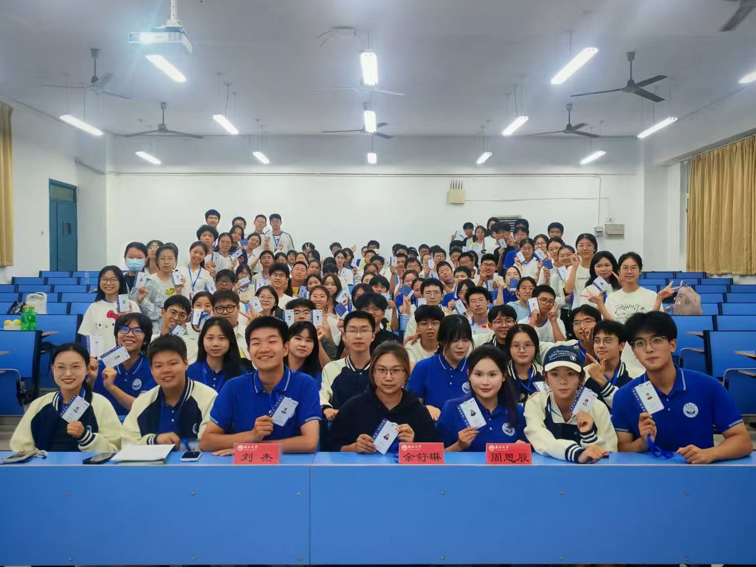 2cfc826e2afe48ffafe13359a81cef0d.jpg 2cfc826e2afe48ffafe13359a81cef0d.jpg