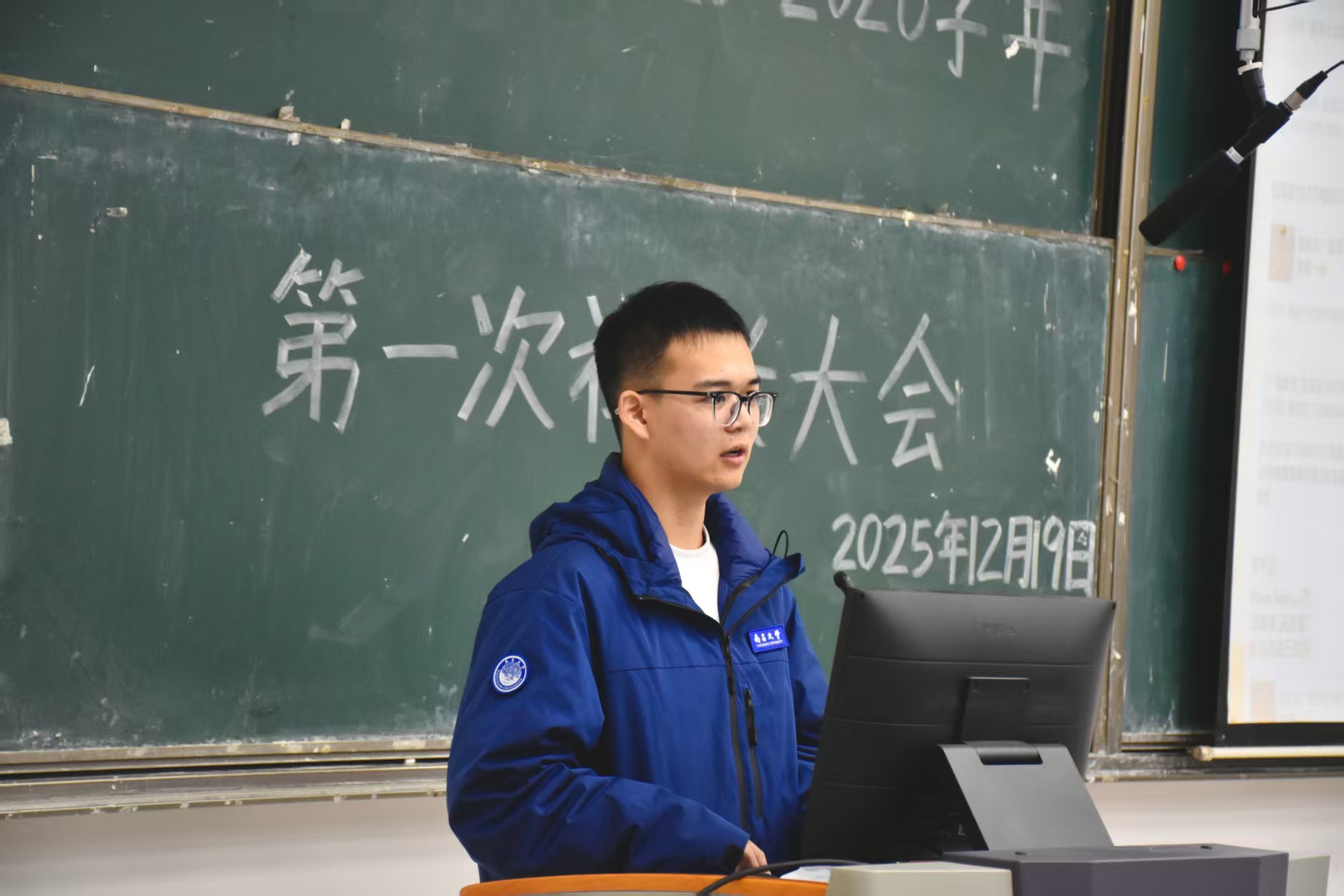 d583d6027fa14b049ca2f87c7a95b411.jpg