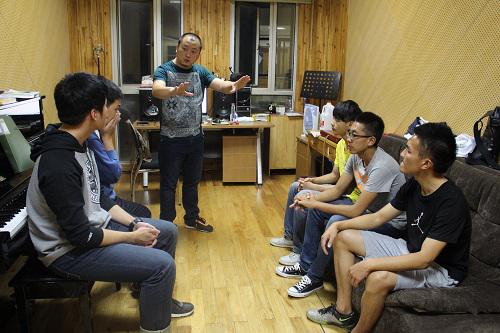 舞乐香樟_传承古韵：南昌大学大学生艺术团征战江西省第八届大学生艺术展演系列报道之一――训练篇
