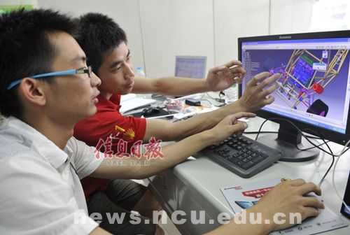 致�X-SPV方程式车队:插上激情与梦想的双翼