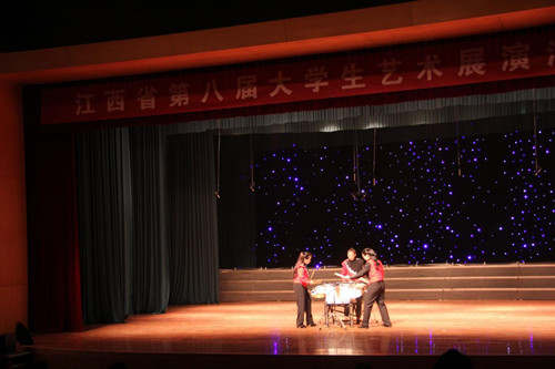 舞乐香樟_传承古韵:南昌大学大学生艺术团征战江西省第八届大学生艺术展演系列报道之三――竞赛篇（声乐和乐器类）