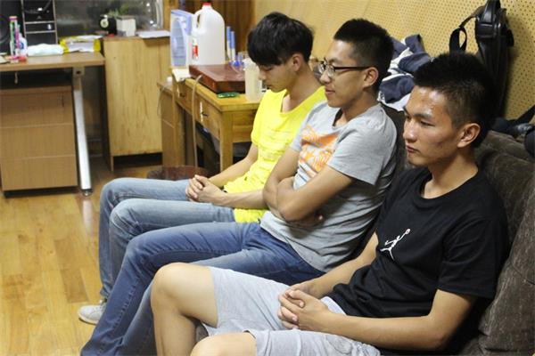 舞乐香樟_传承古韵:南昌大学大学生艺术团征战江西省第八届大学生艺术展演系列报道之四――幕后篇