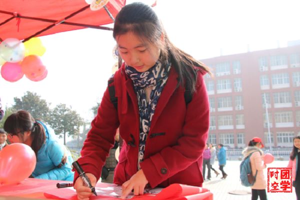 成长在线，将“光盘”进行到底――记南昌大学青年志愿者协会“光盘行动”