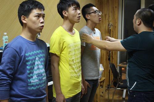 舞乐香樟_传承古韵：南昌大学大学生艺术团征战江西省第八届大学生艺术展演系列报道之一――训练篇